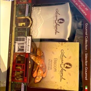 Laura Secord Biscotti gift Set